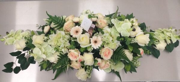 Jetée en fleurs en soie 3800